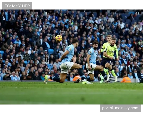 曼城63球领跑英超进攻榜 但失球28个暴露防守隐忧